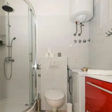 Dinka With Terrace * Split