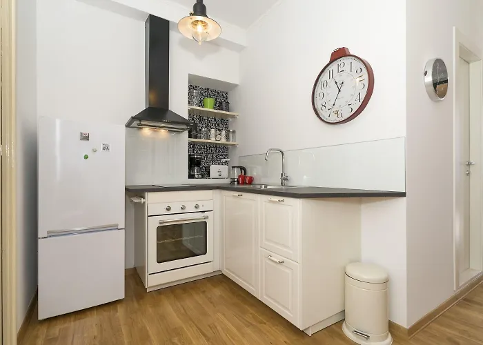 Dinka With Terrace Apartment *