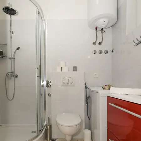 Dinka With Terrace *